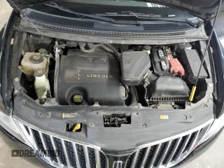 2013 Lincoln MKX z VIN 2LMDJ8JK7DBL05609, wystawiony jako Copart lot #60129615 z przebiegiem 210 678 mil mil oraz Czysty tytuł • Clean title. Historia ofert i sprzedaży dostępna na DreamBid. Obrazek 12.