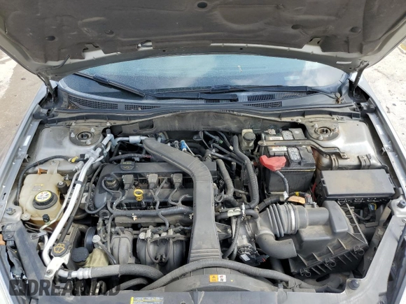 2009 Mercury Milan z VIN 3MEHM07Z89R627536, wystawiony jako Copart lot #55841295 z przebiegiem 75 774 mil mil oraz Szkoda całkowita • Salvage title. Historia ofert i sprzedaży dostępna na DreamBid. Obrazek 11.