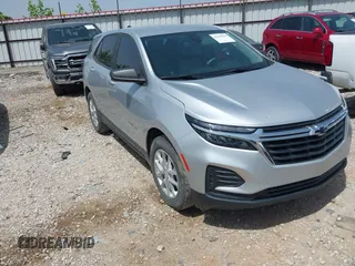 2022 Chevrolet Equinox LS z VIN 3GNAXHEV7NS165098, wystawiony jako IAAI lot #42219934 z przebiegiem 54 760 mil mil oraz . Historia ofert i sprzedaży dostępna na DreamBid. Obrazek 1.