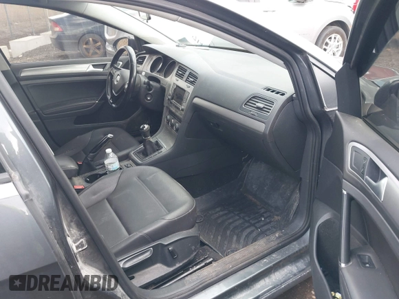 2015 Volkswagen Golf SEL z VIN 3VWRA7AU7FM062173, wystawiony jako IAAI lot #41878714 z przebiegiem 154 883 mil mil oraz . Historia ofert i sprzedaży dostępna na DreamBid. Obrazek 5.