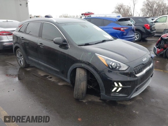 2022 Kia Niro LXS with VIN KNDCB3LC8N5549678, listed as a IAAI auction lot 41528469 with 46,989 mi miles. Bid and sale history available at carsss.com. Image 1.