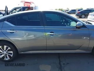 2020 Nissan Altima S z VIN 1N4BL4BV6LC255549, wystawiony jako IAAI lot #42306496 z przebiegiem 91 825 mil mil oraz . Historia ofert i sprzedaży dostępna na DreamBid. Obrazek 14.