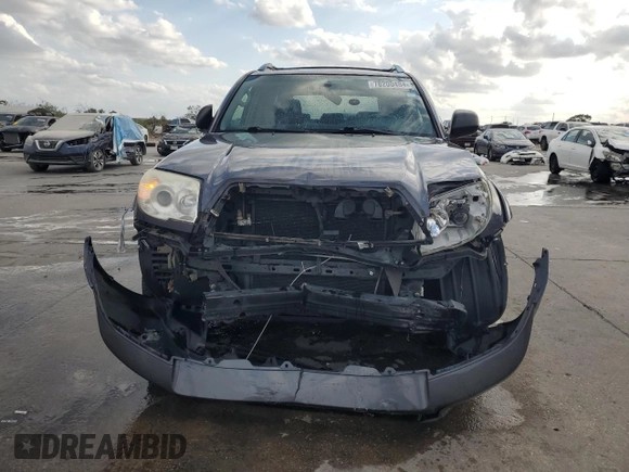 2009 Toyota 4Runner SR5 z VIN JTEZU14R79K026599, wystawiony jako Copart lot #78200484 z przebiegiem 250 847 mil mil oraz Czysty tytuł • Clean title. Historia ofert i sprzedaży dostępna na DreamBid. Obrazek 5.