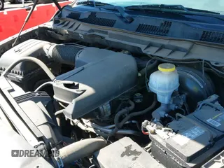 2018 Ram 1500 Tradesman z VIN 1C6RR6KG4JS293862, wystawiony jako IAAI lot #41545757 z przebiegiem 106 627 mil mil oraz . Historia ofert i sprzedaży dostępna na DreamBid. Obrazek 22.