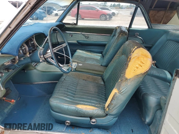 1961 Ford Thunderbird with VIN 1Y71Z127236, listed as a Copart auction lot 54090175 with 75,211 mi miles and Clean Title. Bid and sale history available at DreamBid. Image 7.