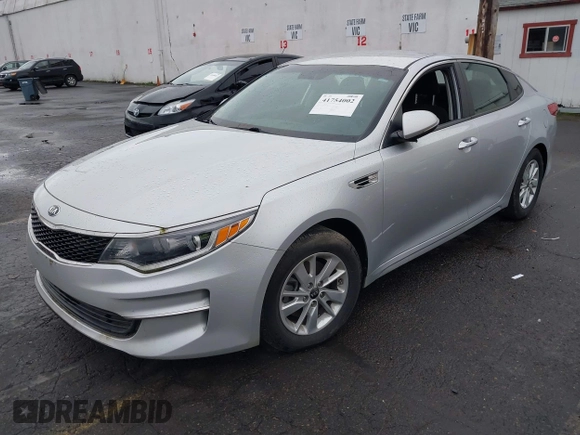 2017 Kia Optima LX with VIN KNAGT4L3XH5162197, listed as a IAAI auction lot 41754002 with 77,141 mi miles. Bid and sale history available at carsss.com. Image 2.