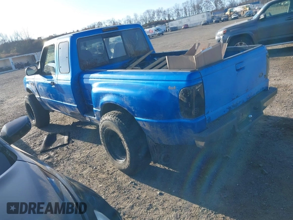2000 Ford Ranger XL with VIN 1FTYR14C7YTA97775, listed as a IAAI auction lot 40771596 with 180,788 mi miles. Bid and sale history available at carsss.com. Image 3.
