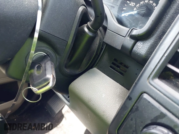 2018 Ford F-150 XL with VIN 1FTFX1E58JKD24996, listed as a IAAI auction lot 42436367 with 221,378 mi miles and . Bid and sale history available at DreamBid. Image 11.