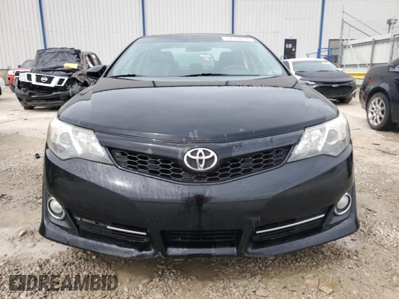2012 Toyota Camry L with VIN 4T1BF1FKXCU132875, listed as a Copart auction lot 52158835 with 204,201 mi miles and Non Repairable. Bid and sale history available at carsss.com. Image 5.