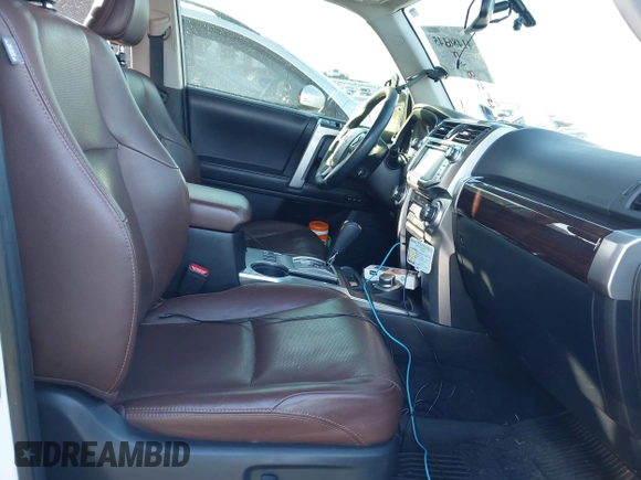 2018 Toyota 4Runner SR5 with VIN JTEBU5JR2J5558620, listed as a IAAI auction lot 41486145 with 172,007 mi miles and . Bid and sale history available at DreamBid. Image 5.
