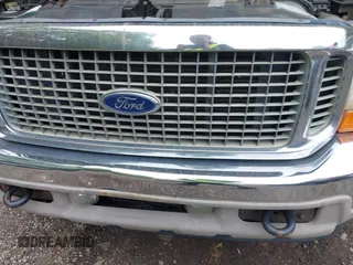 2001 Ford Excursion Limited z VIN 1FMNU43S21EC18536, wystawiony jako IAAI lot #42359854 z przebiegiem 229 663 mil mil oraz . Historia ofert i sprzedaży dostępna na DreamBid. Obrazek 13.