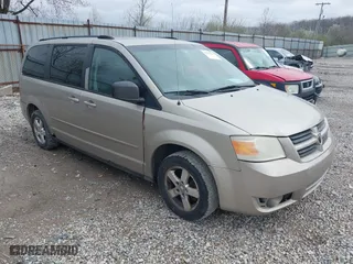 2009 Dodge Grand Caravan SE with VIN 2D8HN44E39R516729, listed as a IAAI auction lot 41915614 with 268,331 mi miles. Bid and sale history available at carsss.com. Image 1.