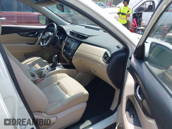 2017 Nissan Rogue SL with VIN JN8AT2MV3HW006126, listed as a IAAI auction lot 42456768 with 214,000 mi miles and . Bid and sale history available at DreamBid. Image 5.