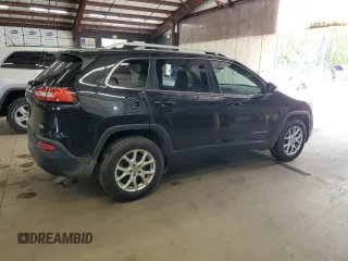 2015 Jeep Cherokee Latitude with VIN 1C4PJMCS6FW795643, listed as a Copart auction lot 56276355 with 152,208 mi miles and Clean Title. Bid and sale history available at DreamBid. Image 3.