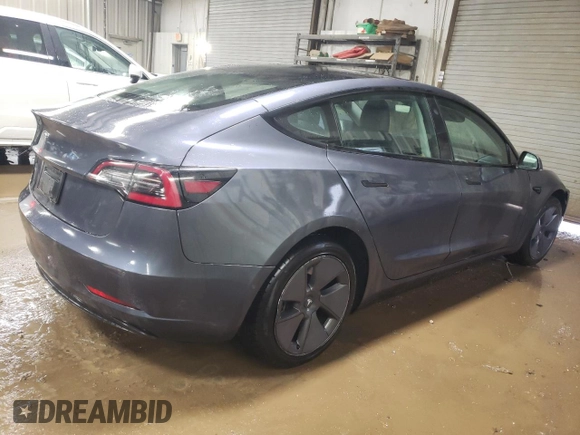 2022 Tesla Model 3 with VIN 5YJ3E1EA8NF372507, listed as a Copart auction lot 52572705 with 70,244 mi miles and Salvage Title. Bid and sale history available at DreamBid. Image 3.