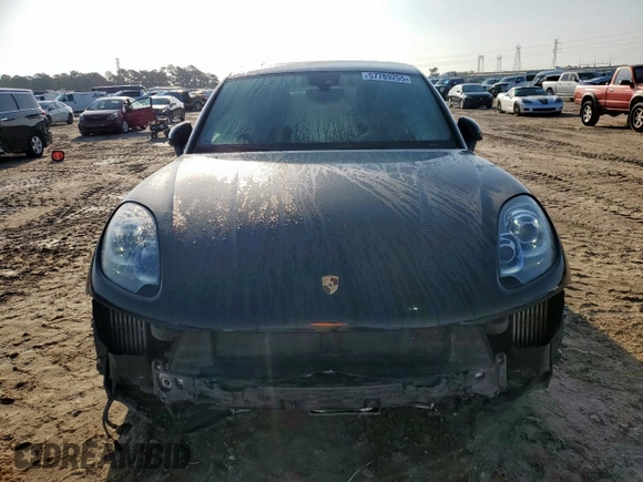 2018 Porsche Macan S with VIN WP1AB2A56JLB35650, listed as a Copart auction lot 57789255 with 59,025 mi miles and Salvage title. Bid and sale history available at DreamBid. Image 5.