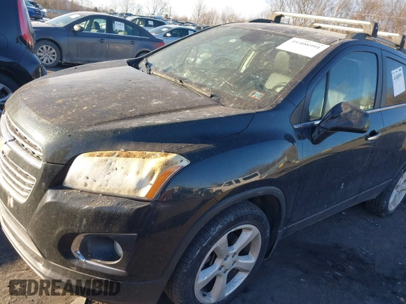 2015 Chevrolet Trax LTZ with VIN KL7CJTSB0FB151750, listed as a IAAI auction lot 41408991 with 147,349 mi miles. Bid and sale history available at carsss.com. Image 6.