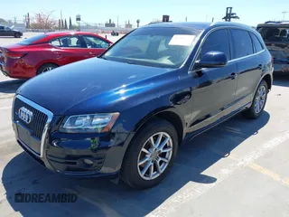 2011 Audi Q5 Premium z VIN WA1CFAFP5BA032844, wystawiony jako IAAI lot #42226412 z przebiegiem 148 649 mil mil oraz . Historia ofert i sprzedaży dostępna na DreamBid. Obrazek 2.