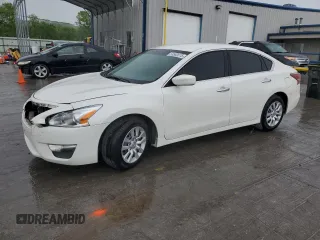 2014 Nissan Altima 2.5 S with VIN 1N4AL3AP1EC150297, listed as a Copart auction lot 53560075 with 154,851 mi miles and Salvage Title. Bid and sale history available at carsss.com. Image 1.