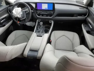 2024 Toyota Grand Highlander Hybrid XLE with VIN 5TDACAB5XRS028084, listed as a Copart auction lot 53483105 with 17,383 mi miles and Salvage Title. Bid and sale history available at carsss.com. Image 8.