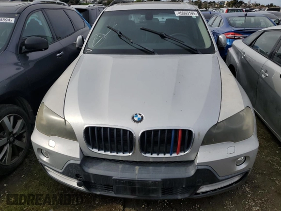 2008 BMW X5 3.0si with VIN 5UXFE43588L030785, listed as a Copart auction lot 46093105 with 122,328 mi miles and Salvage Title. Bid and sale history available at carsss.com. Image 5.
