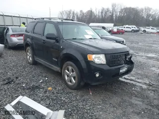 2008 Ford Escape Limited with VIN 1FMCU04118KD57249, listed as a IAAI auction lot 41739979 with 177,598 mi miles. Bid and sale history available at carsss.com. Image 1.