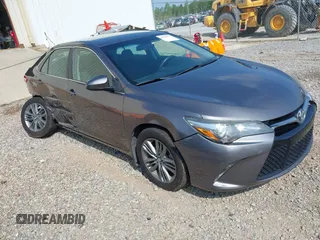 2017 Toyota Camry XLE z VIN 4T1BF1FK4HU814626, wystawiony jako IAAI lot #42202771 z przebiegiem 76 787 mil mil oraz . Historia ofert i sprzedaży dostępna na DreamBid. Obrazek 1.