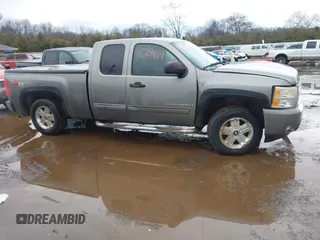 2009 Chevrolet Silverado 1500 LT with VIN 1GCEK29079Z253811, listed as a IAAI auction lot 41670484 with 0 mi miles. Bid and sale history available at carsss.com. Image 13.