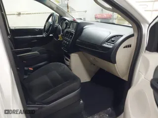 2017 Dodge Grand Caravan SE with VIN 2C4RDGBG1HR815257, listed as a IAAI auction lot 41805314 with 47,853 mi miles. Bid and sale history available at carsss.com. Image 5.
