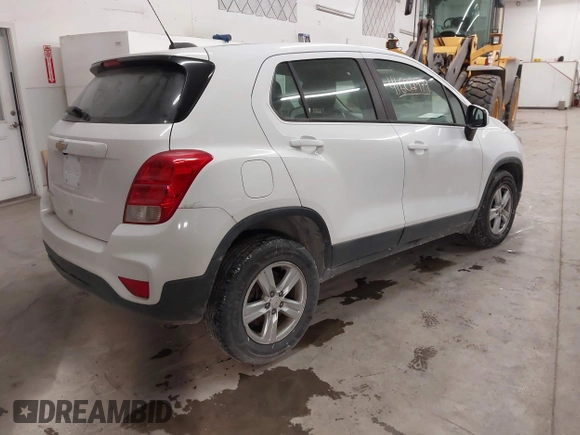 2017 Chevrolet Trax LS with VIN KL7CJNSB3HB127456, listed as a IAAI auction lot 41602979 with 73,564 mi miles. Bid and sale history available at carsss.com. Image 4.