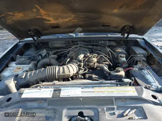 2001 Ford Explorer Sport Trac with VIN 1FMZU67EX1UC48035, listed as a IAAI auction lot 41609144 with 197,534 mi miles. Bid and sale history available at carsss.com. Image 10.