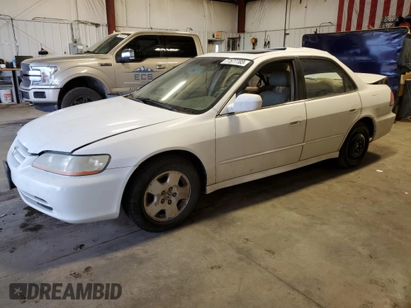 2002 Honda Accord EX z VIN 1HGCG165X2A008669, wystawiony jako Copart lot #41432445 z przebiegiem 260 397 mil mil oraz Czysty tytuł • Clean title. Historia ofert i sprzedaży dostępna na DreamBid. Obrazek 1.