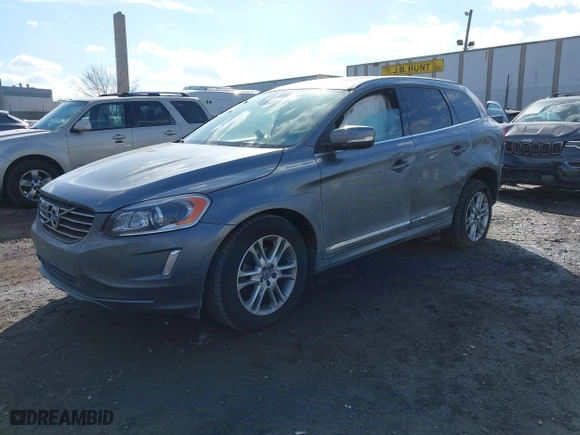 2016 Volvo XC60 T5 Platinum with VIN YV4612RM1G2829728, listed as a IAAI auction lot 41446744 with 69,217 mi miles. Bid and sale history available at carsss.com. Image 16.