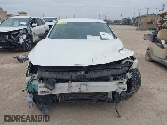 2019 Nissan Altima 2.5 SR with VIN 1N4BL4CV8KC135636, listed as a IAAI auction lot 41635760 with 60,087 mi miles. Bid and sale history available at carsss.com. Image 13.
