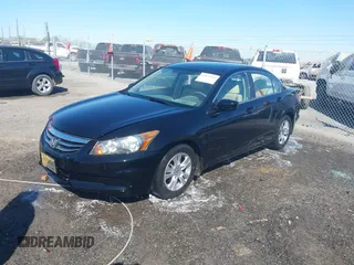 2012 Honda Accord SE z VIN 1HGCP2F60CA122566, wystawiony jako IAAI lot #41879918 z przebiegiem 111 961 mil mil oraz . Historia ofert i sprzedaży dostępna na DreamBid. Obrazek 2.