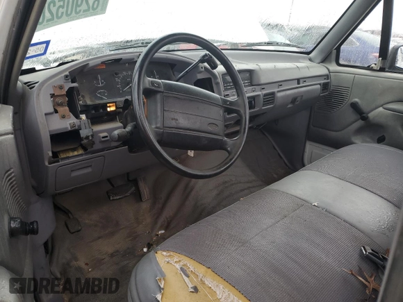 1994 Ford F-150 with VIN 1FTDF15Y3RLA56000, listed as a Copart auction lot 82905204 with 281,907 mi miles and Salvage Title. Bid and sale history available at carsss.com. Image 8.