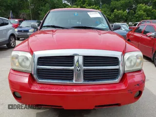 2007 Dodge Dakota SLT z VIN 1D7HE48K47S194764, wystawiony jako IAAI lot #42225686 z przebiegiem 184 372 mil mil oraz . Historia ofert i sprzedaży dostępna na DreamBid. Obrazek 6.