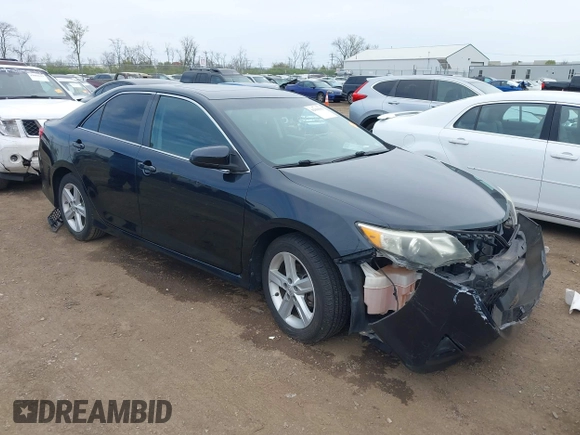 2012 Toyota Camry L with VIN 4T1BF1FK7CU589417, listed as a IAAI auction lot 42060163 with 164,520 mi miles. Bid and sale history available at carsss.com. Image 1.