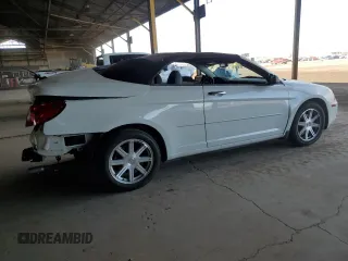 2008 Chrysler Sebring Limited z VIN 1C3LC65M58N673338, wystawiony jako Copart lot #59042855 z przebiegiem 107 133 mil mil oraz Szkoda całkowita • Salvage title. Historia ofert i sprzedaży dostępna na DreamBid. Obrazek 3.