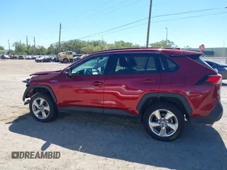 2021 Toyota RAV4 Hybrid LE with VIN 4T3B6RFV3MU047815, listed as a IAAI auction lot 41803677 with 98,992 mi miles. Bid and sale history available at carsss.com. Image 15.
