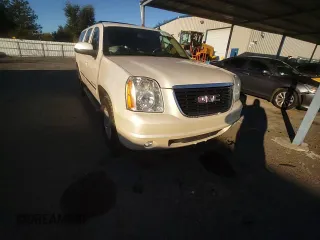 2012 GMC Yukon XL SLT with VIN 1GKS2LE70CR102607, listed as a Copart auction lot 44182865 with 151,301 mi miles and Salvage Title. Bid and sale history available at carsss.com. Image 12.