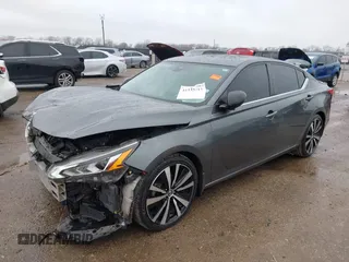 2020 Nissan Altima SR z VIN 1N4BL4CV2LN317368, wystawiony jako IAAI lot #41535712 z przebiegiem 52 323 mil mil oraz . Historia ofert i sprzedaży dostępna na DreamBid. Obrazek 17.