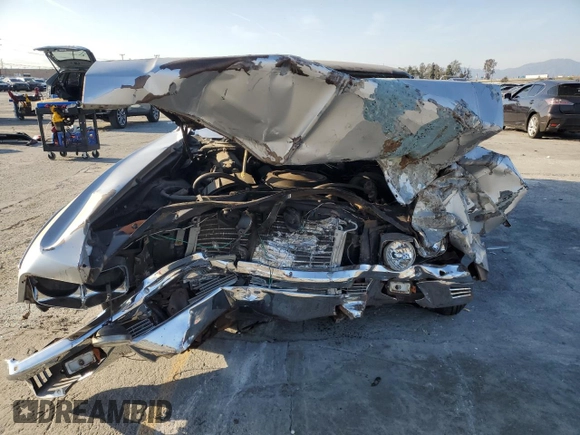 1970 Chevrolet Impala z VIN 164470C153220, wystawiony jako Copart lot #44650155 z przebiegiem 596 966 mil mil oraz Szkoda całkowita • Salvage title. Historia ofert i sprzedaży dostępna na DreamBid. Obrazek 5.