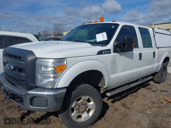 2015 Ford F-250 Lariat with VIN 1FT7W2B62FED04453, listed as a IAAI auction lot 41879422 with 313,725 mi miles and . Bid and sale history available at DreamBid. Image 17.