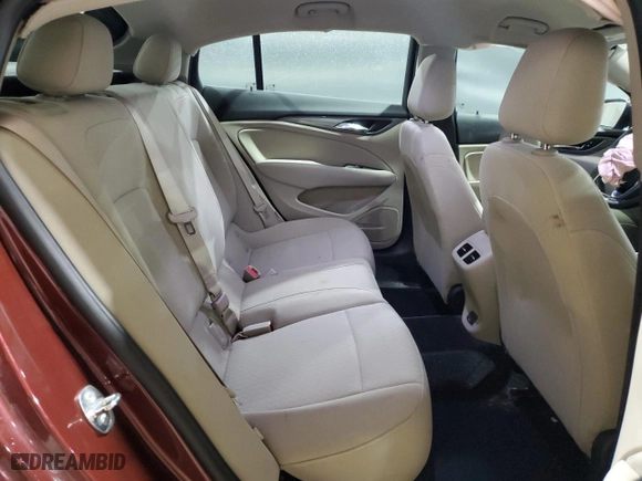 2018 Buick Regal Sportback Preferred with VIN W04GL6SX7J1142743, listed as a Copart auction lot 81678094 with 84,795 mi miles and Salvage Title. Bid and sale history available at carsss.com. Image 10.
