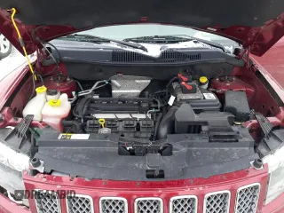 2016 Jeep Compass Latitude z VIN 1C4NJCEAXGD804721, wystawiony jako Copart lot #45760085 z przebiegiem 105 985 mil mil oraz Szkoda całkowita • Salvage title. Historia ofert i sprzedaży dostępna na DreamBid. Obrazek 12.