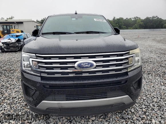 2019 Ford Expedition Max XLT z VIN 1FMJK1HT9KEA08392, wystawiony jako Copart lot #64924385 z przebiegiem 166 287 mil mil oraz Czysty tytuł • Clean title. Historia ofert i sprzedaży dostępna na DreamBid. Obrazek 5.