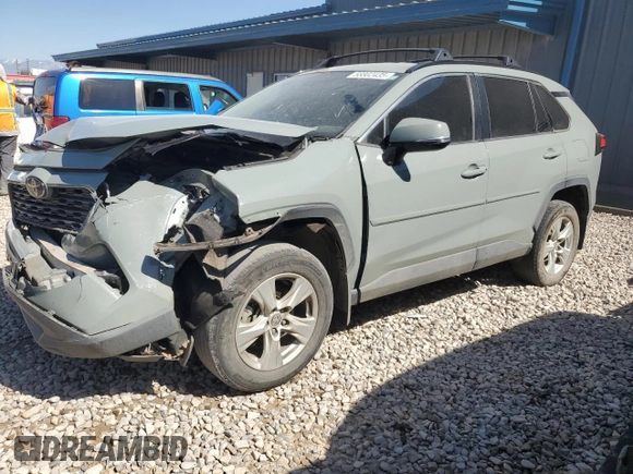 2021 Toyota RAV4 XLE with VIN 2T3W1RFV4MW134798, listed as a Copart auction lot 58802435 with 74,495 mi miles and Salvage title. Bid and sale history available at DreamBid. Image 1.