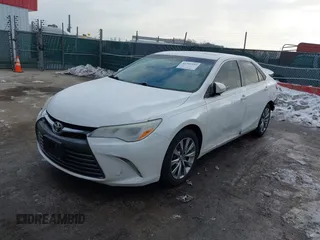 2016 Toyota Camry XSE with VIN 4T1BK1FK2GU570484, listed as a IAAI auction lot 41395359 with 122,852 mi miles. Bid and sale history available at carsss.com. Image 18.