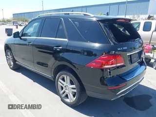 2017 Mercedes-Benz GLE 350 z VIN 4JGDA5HB3HA823802, wystawiony jako IAAI lot #42327672 z przebiegiem 84 538 mil mil oraz . Historia ofert i sprzedaży dostępna na DreamBid. Obrazek 3.
